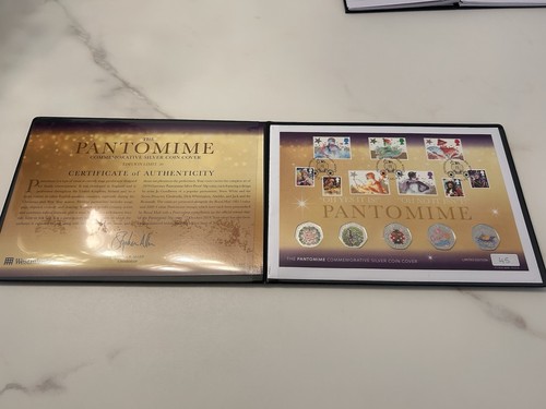 The pantomime commemorative - the,